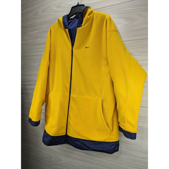 Vintage Nike Men's Reversible Navy Yellow Jacket - Picture 12 of 14
